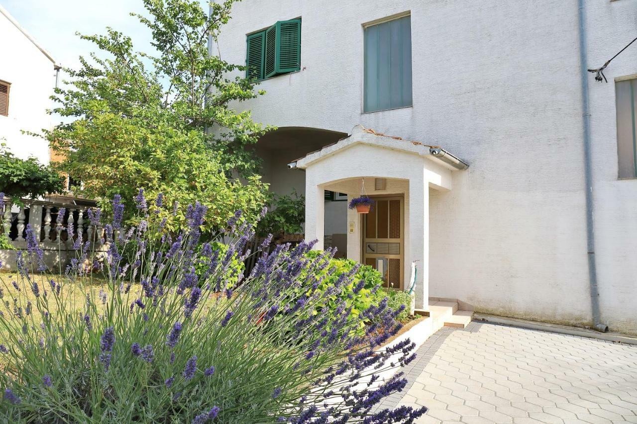Sara Apartment Bibinje Exterior photo